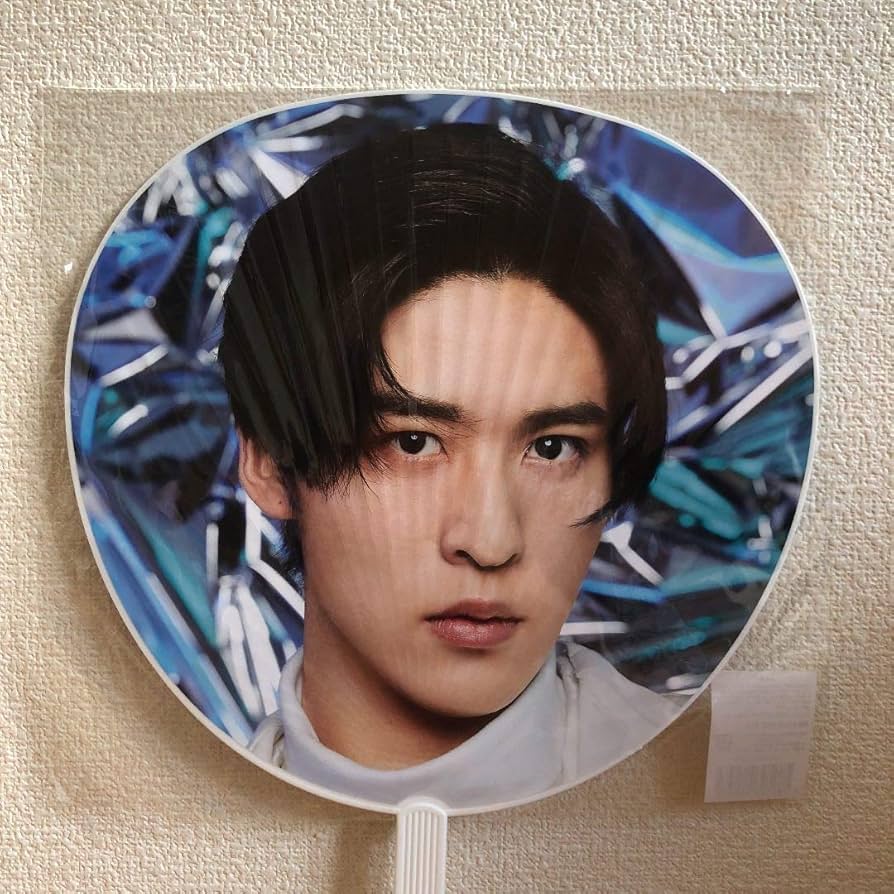 Amazon.co.jp: Snow Man アジアツアー 2D.2D. 2020 目黒蓮 うちわ