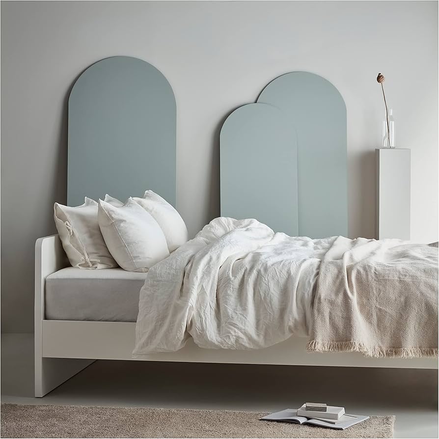 Amazon｜IKEA ASKVOLL ベッドフレーム、140x200cm、ホワイト/ルロイ