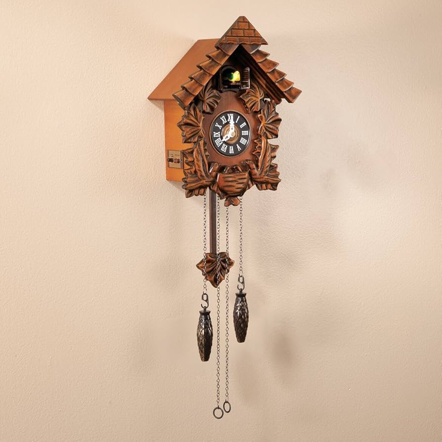 Amazon.com: Fox Valley Traders Traditional Wooden Cuckoo Clock