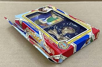 Amazon.co.jp: メダイユブローチ ママレード ボーイ 1994 : ファッション