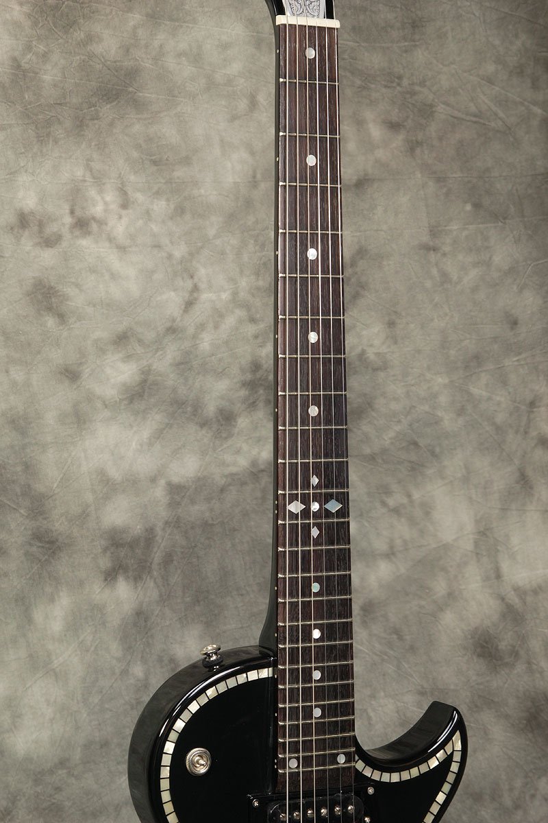 Amazon | ZEMAITIS C24SU BLACK PEARL HEART Black エレキギター