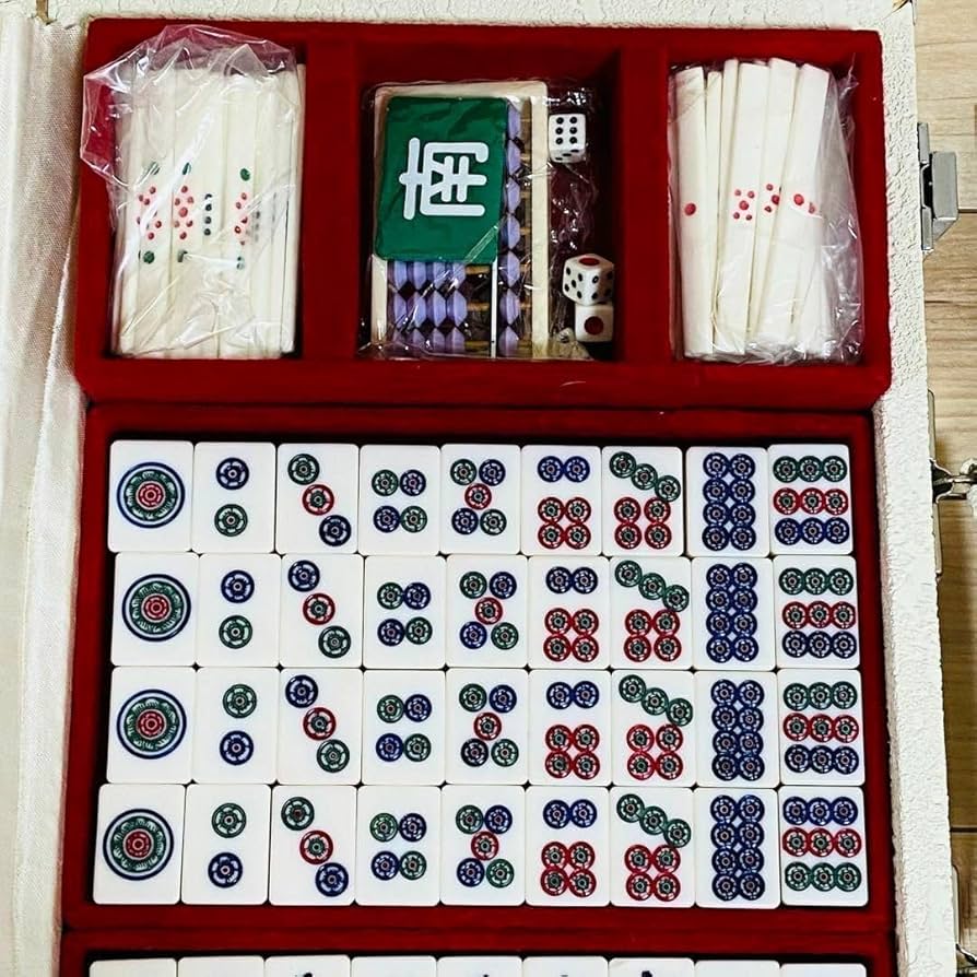 Amazon | 激麻王印 高級麻雀牌 背竹牌 鳳凰 5枚羽一索 高級ケース