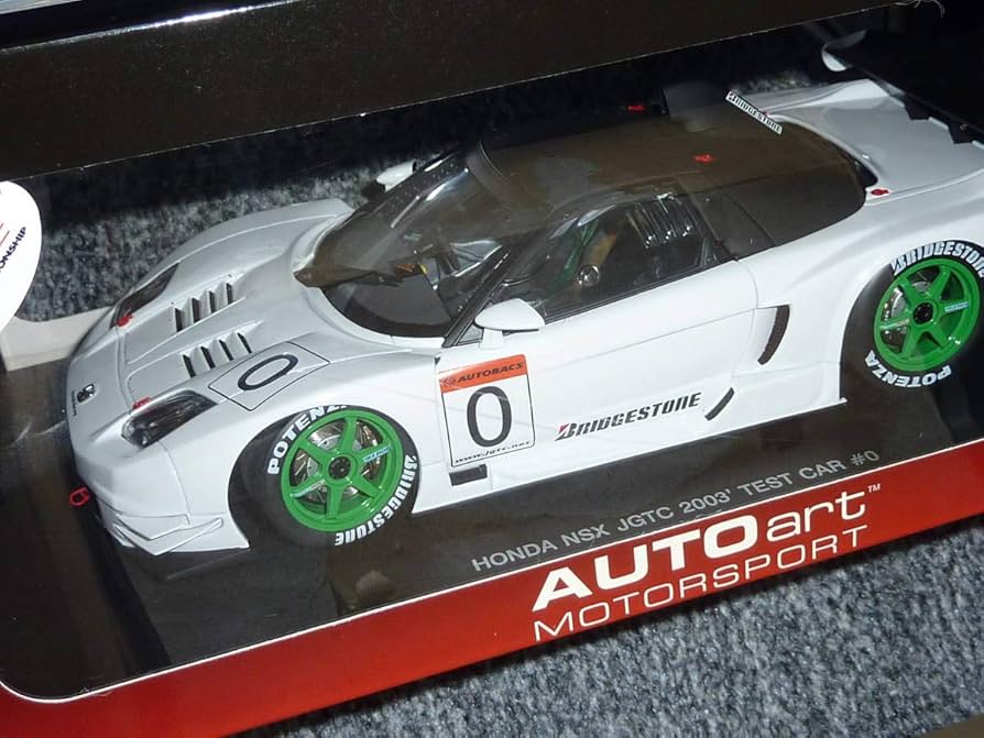 オートアート 1⁄18 JGTC RAYBRIG NSX #100 AUTOart 1:18 Scale Honda