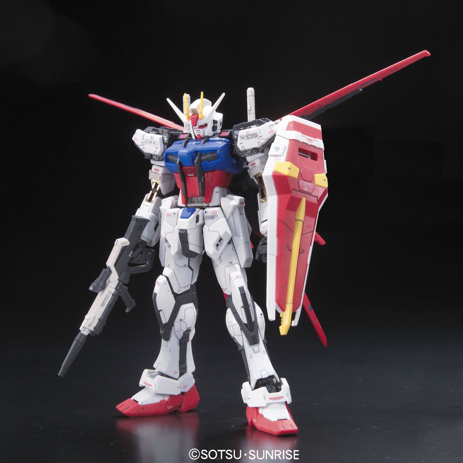 Amazon.co.jp: Bandai #03 Aile Strike Gundam 1/144, Real Grade