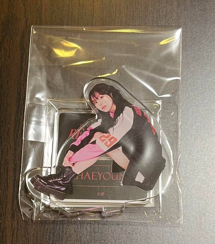 Amazon.co.jp: twice ready to be アクリルスタンド アクスタ チェヨン