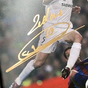 Amazon.co.jp: ORIMAMI サイン入りサッカーボール ジネディーヌ ジダン