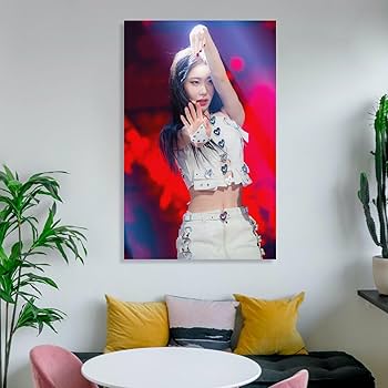 Amazon.co.jp: CHAERYEONG チェリョン Itzy イッチY BORN TO BE 音楽