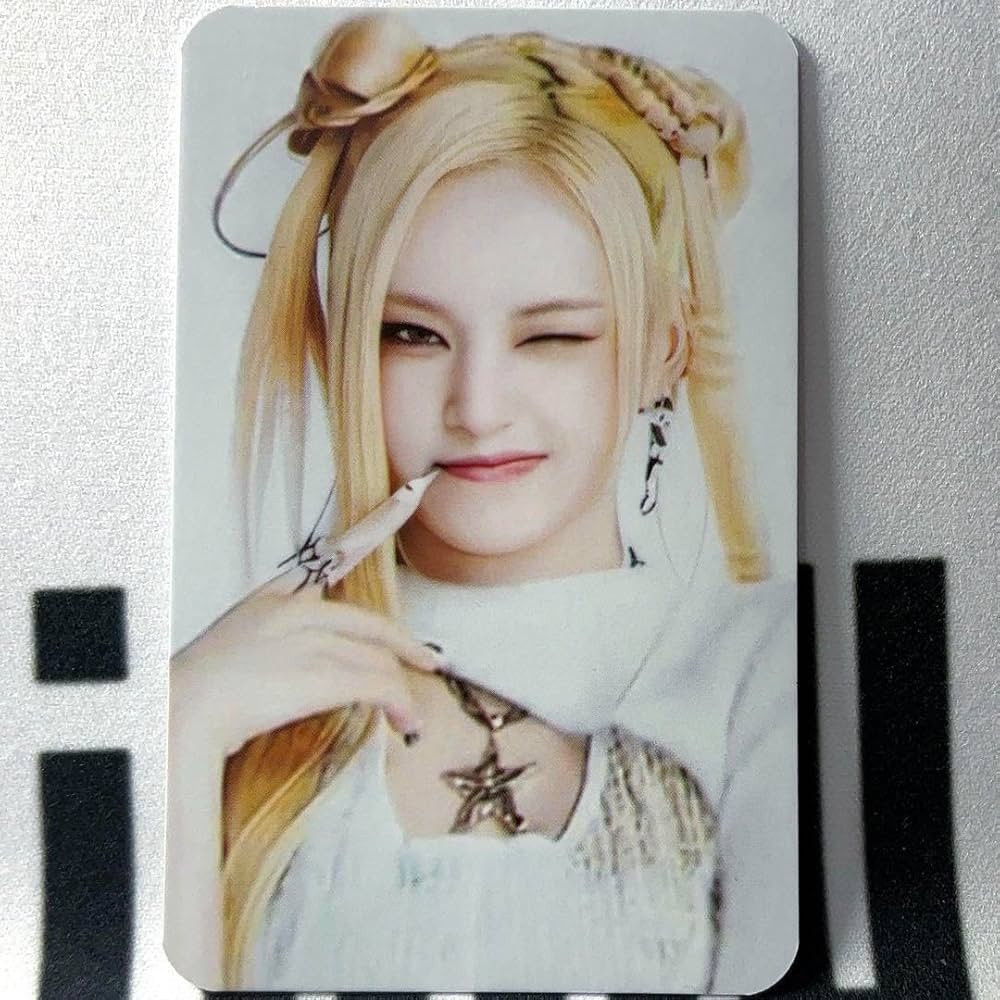 Amazon.co.jp: BABYMONSTER チキータ TAG アルバム トレカ : ホビー