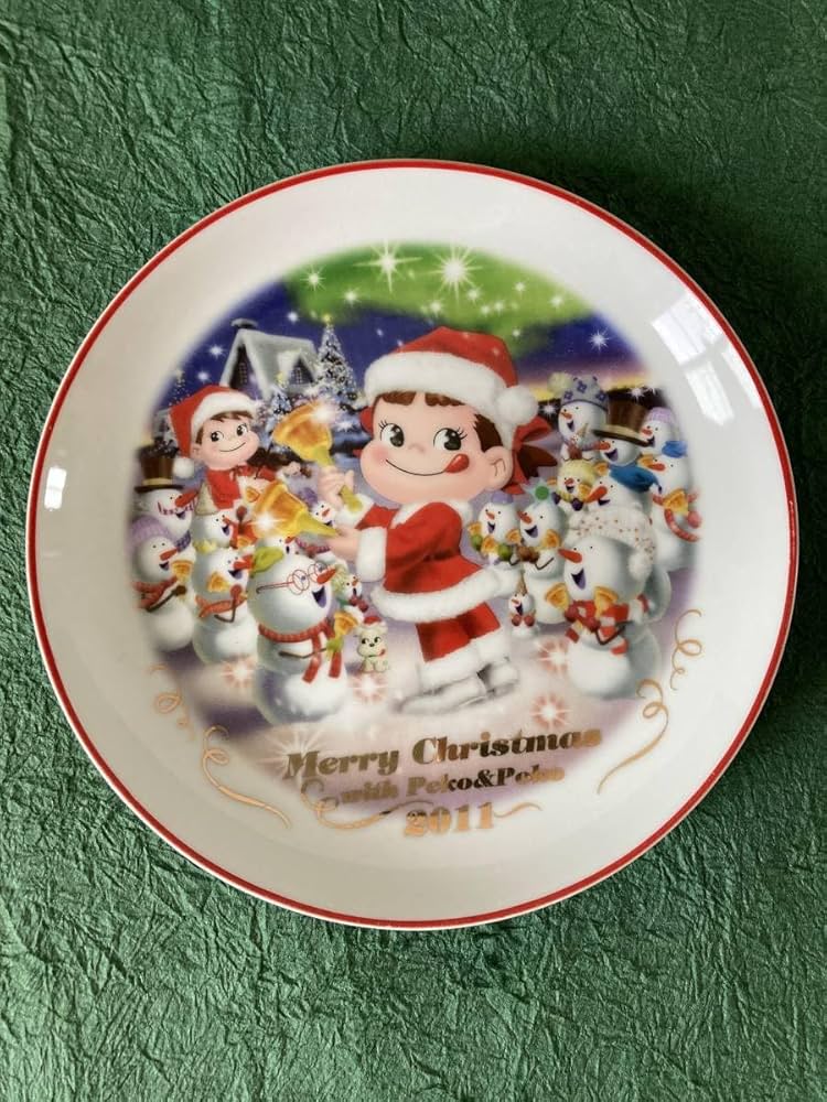 Amazon.co.jp: お皿 不二家 ペコちゃん クリスマスプレート 絵皿