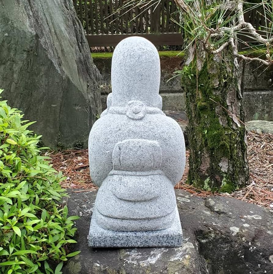 Amazon.co.jp: 桃を持った寿老人【七福神】高さ約35cm 石置物 地蔵