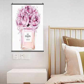 Amazon.co.jp: 「シャネルNo.5 ピオニーと香水ボトルのアートポスター