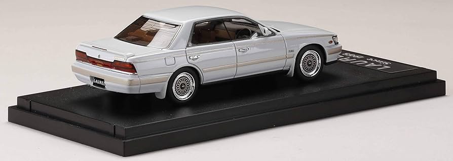 Amazon | MARK43 1/43 ニッサンローレル ターボ メダリスト クラブ S