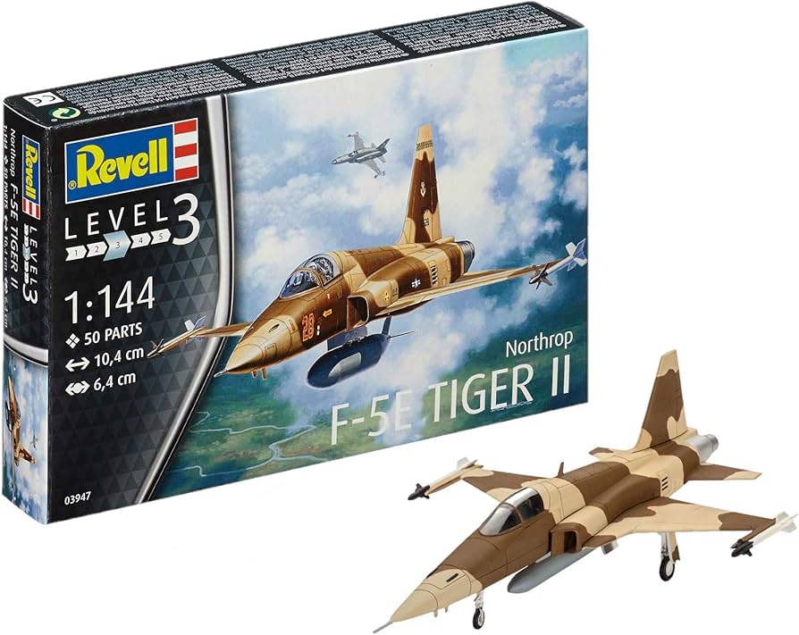 Amazon | ドイツレベル 1/144 F-5E 戦闘機 タイガー プラモデル 03947