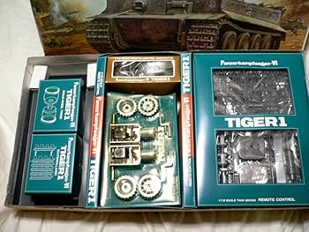 BANDAI 1/15 ドイツ6号重戦車タイガー1 リモコン Amazon.co.jp: 1/15