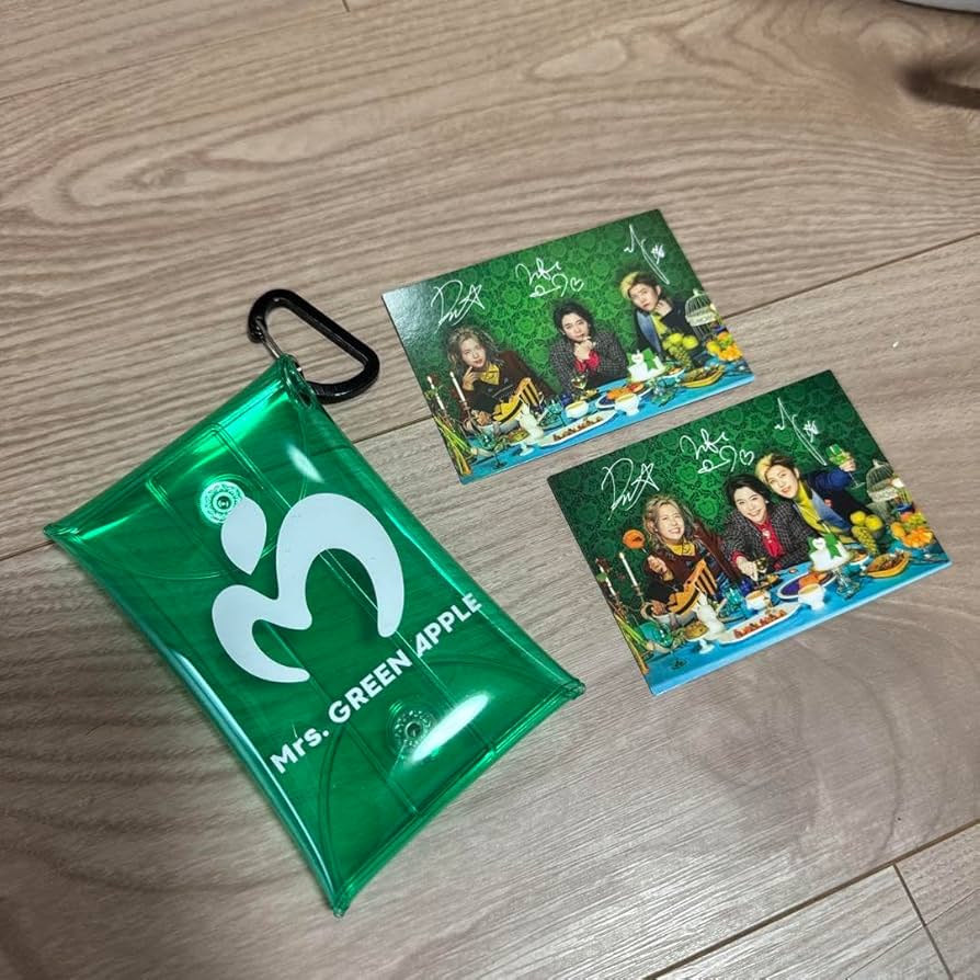 Amazon.co.jp: Mrs.GREEN APPLE エポスカード入会特典 ビニールポーチ