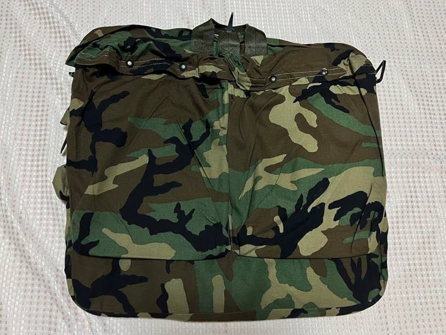 Amazon.co.jp: 米軍 実物 HGU-56p ヘルメットバッグ 放出品 : おもちゃ