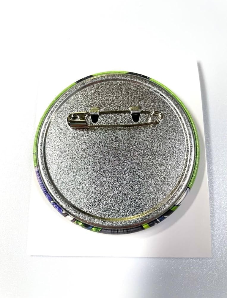 Amazon | ツイステマレウス おめかしバースデー 缶バッジ | バッジ