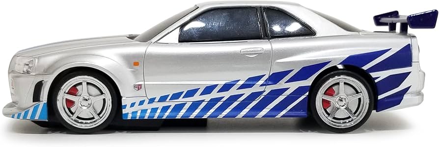 Amazon.co.jp: Nissan Skyline GT-R (BNR34) Car Power Bank Silver