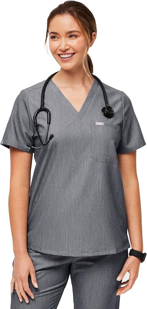 Amazon.co.jp: FIGS Catarina Scrub Top for Women — クラシック