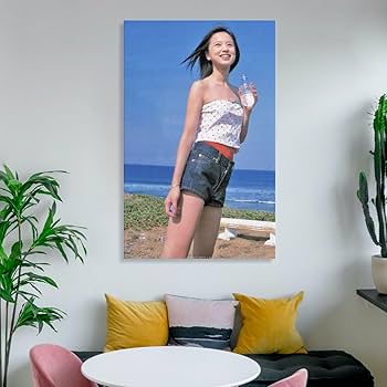 Amazon.co.jp: 鈴木亜美水着セクシー写真絵画ポスター 印刷 ポスター