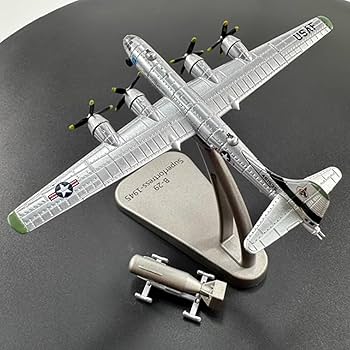 Amazon | 1:300 US B29 B-29スーパーフォートレスエアフォートレス爆撃