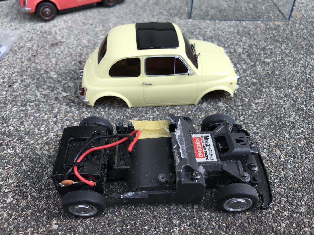 Amazon.co.jp: ミニッツリット フィアット 500 セット リチウム電池