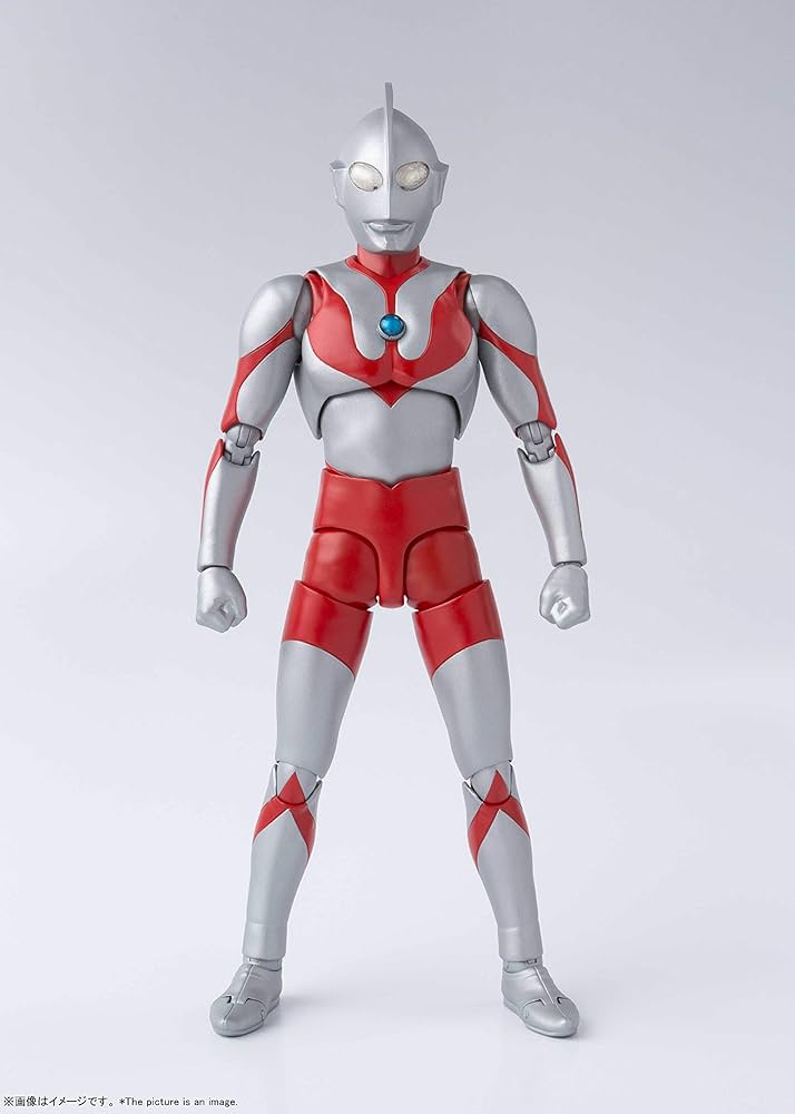 Amazon.com: TAMASHII NATIONS - Ultraman - Ultraman [Best Selection