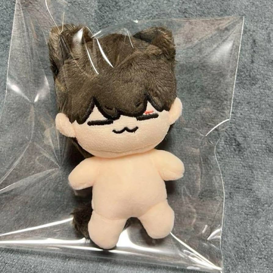 Amazon.co.jp: ユンギ ぬいぐるみ 10cm マスター BTS : おもちゃ