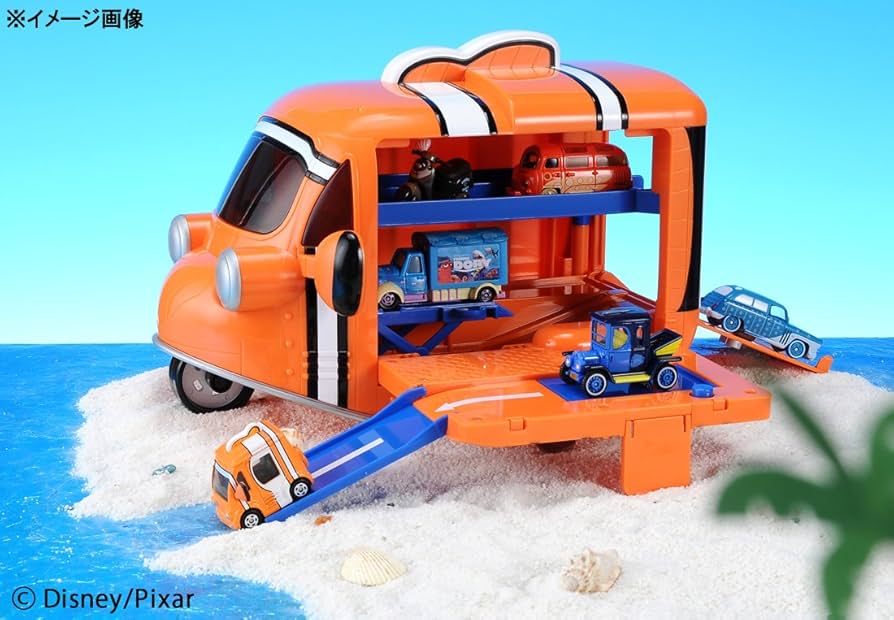 Amazon.com: TAKARA TOMY Tomica Disney Motors Goody carry Finding