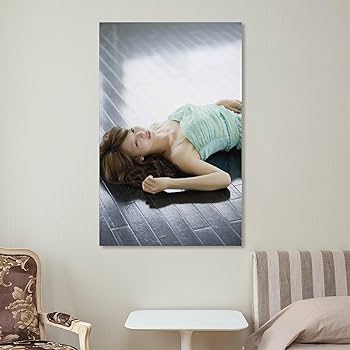 Amazon.co.jp: 相武紗季フォトキャンバスフォトポスター129 ポスター