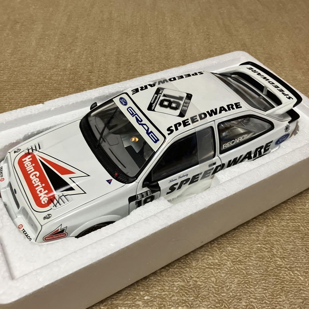 Amazon.co.jp: ミニチャンプス 118 フォードシエラ RS500 DTM 1988