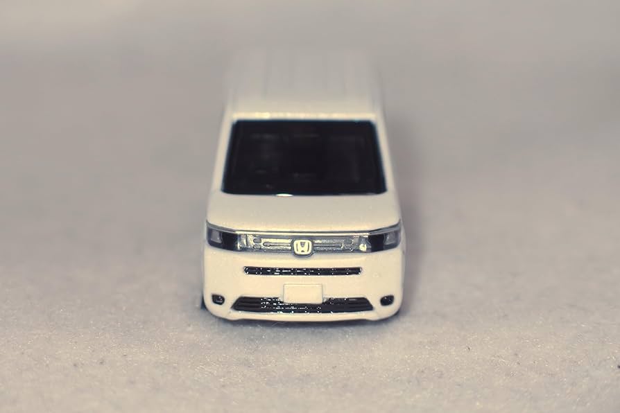 Amazon.co.jp: トミカ ステップワゴン エア 白 ホワイト tomica STEP