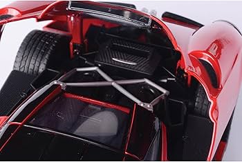 Amazon.com: Motormax Pagani Huayra Red 1/18 Diecast Model Car