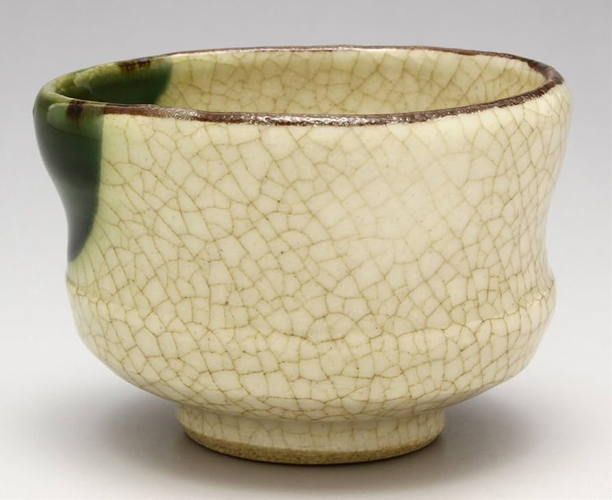 Amazon.co.jp: 瀬戸焼 「 加藤六兵衛 」 ぐい呑 おちょこ 容量約50ml