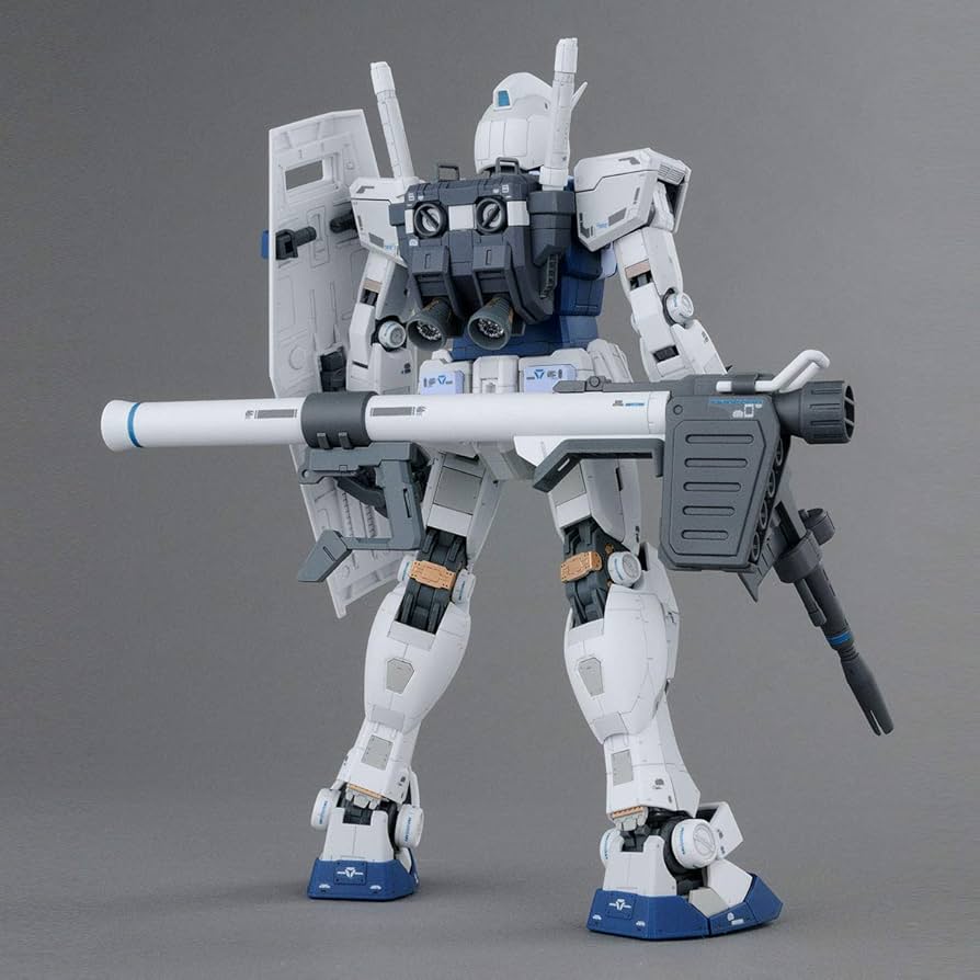 Amazon.com: Bandai 1/100 MG RX-78-2 Gundam Ver.3.0 (Gundam Base Color)