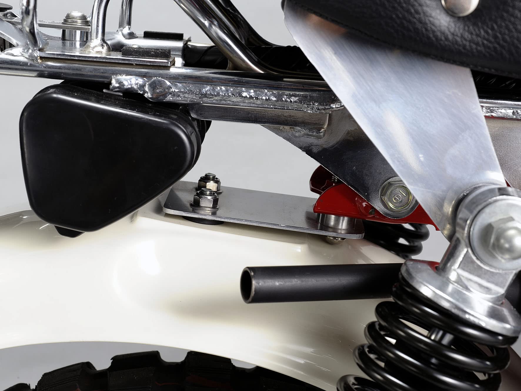 Amazon | シフトアップ(SHIFT UP) リアフェンダー リバ－スキット