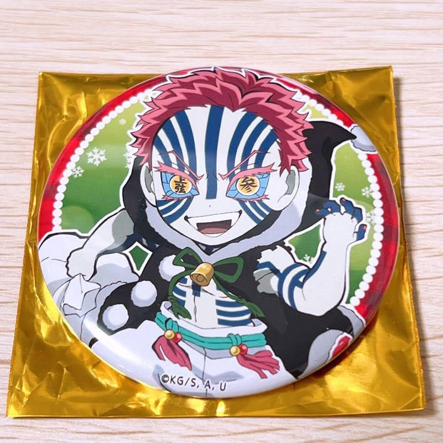 Amazon | 鬼滅 缶バッジ ufotable 猗窩座 クリスマス | バッジ | おもちゃ