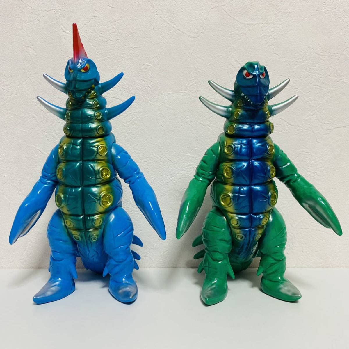 Amazon.co.jp: 美品円谷コミュニケーションズ ソフビシリーズ 怪獣郷