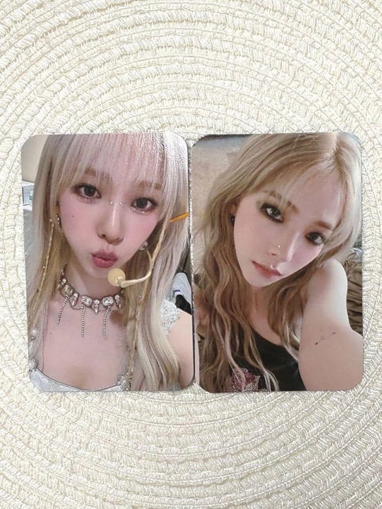 Amazon.co.jp: aespa エスパ MY WORLD deluxe box カリナ 2種トレカ