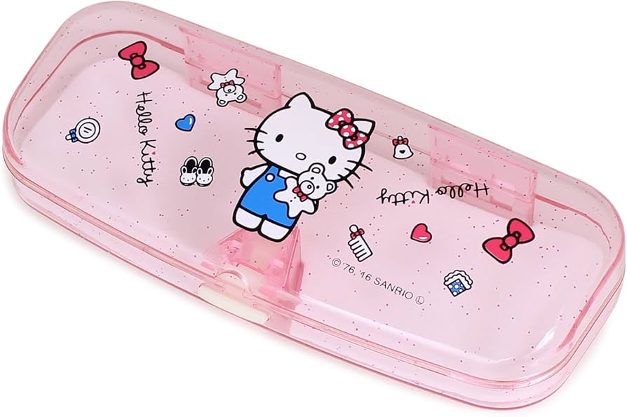 Amazon.co.jp: サンリオ メガネケース ハローキティ 鼻あて 付き