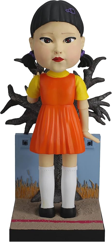 Amazon.co.jp: Royal Bobbles イカゲーム Young-hee 人形 10インチ