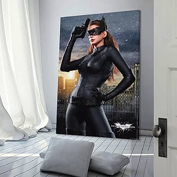 Amazon.co.jp: 『ダークナイトライジング』で キャットウーマンを演じ