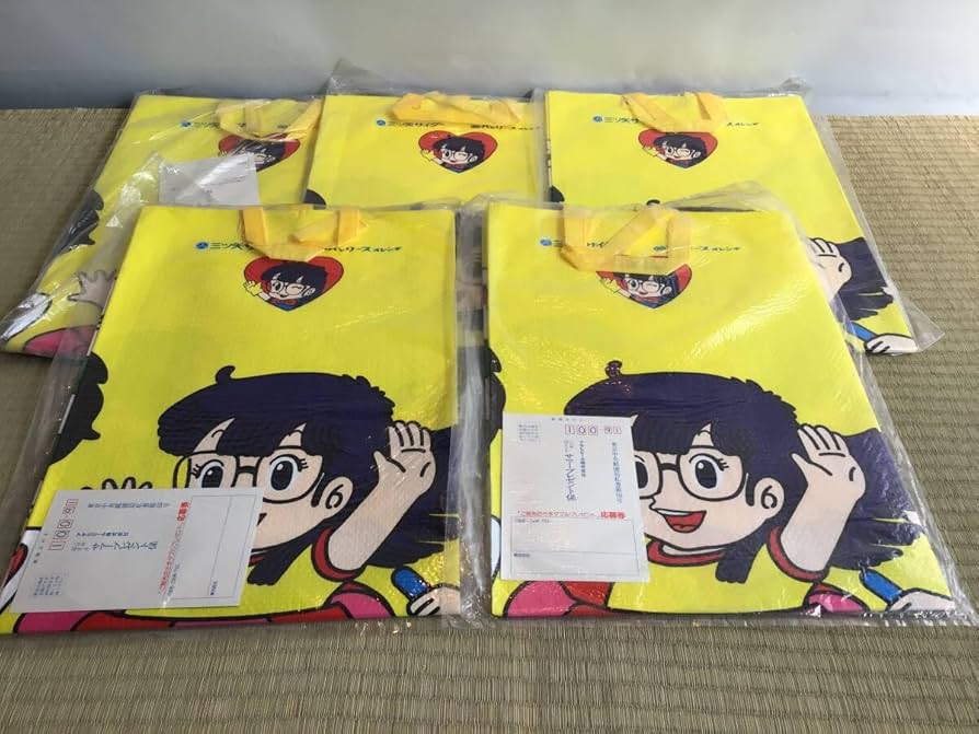 Amazon.co.jp: 昭和レトロ/Dr.ドクタースランプアラレちゃん/レジャー