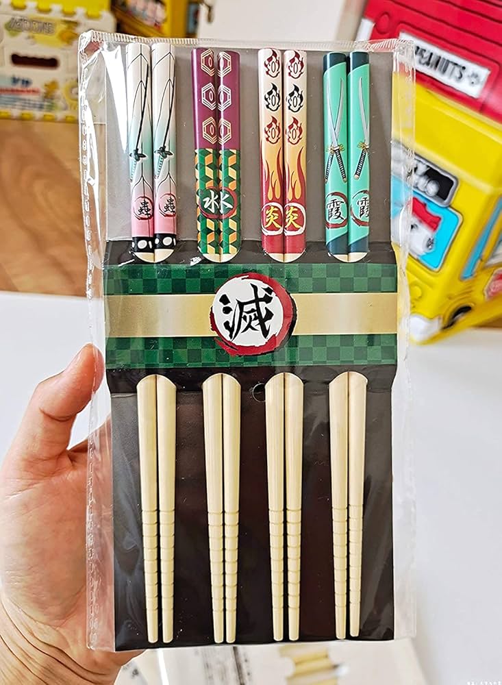 Amazon | 鬼滅の刃 お箸 鬼狩り 箸セット 竹箸 竈門炭治郎 禰豆子 善逸