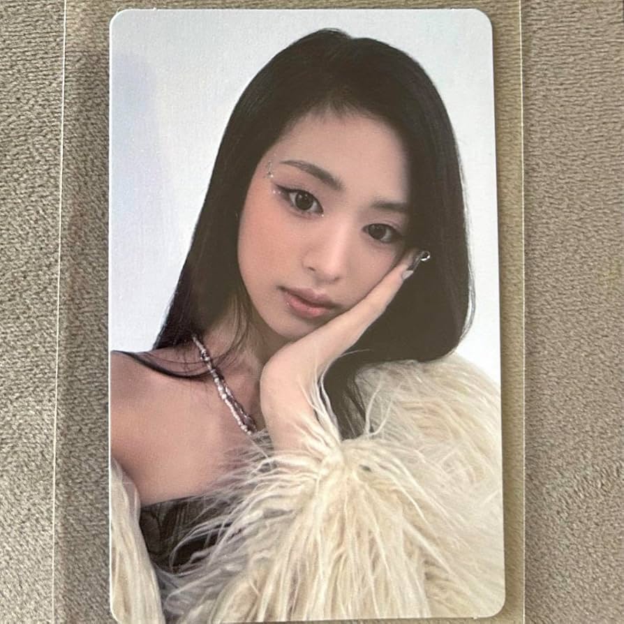 Amazon.co.jp: BABYMONSTER ベビモン チキタ アヒョン アルバム 封入