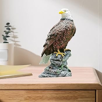 Amazon.co.jp: 猛禽類最強 鷲 ワシ 鷹 置物 縁起の良いシンボル