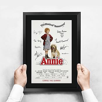 Amazon.co.jp: HWC Trading FR A3 アニー映画ポスター アイリーン