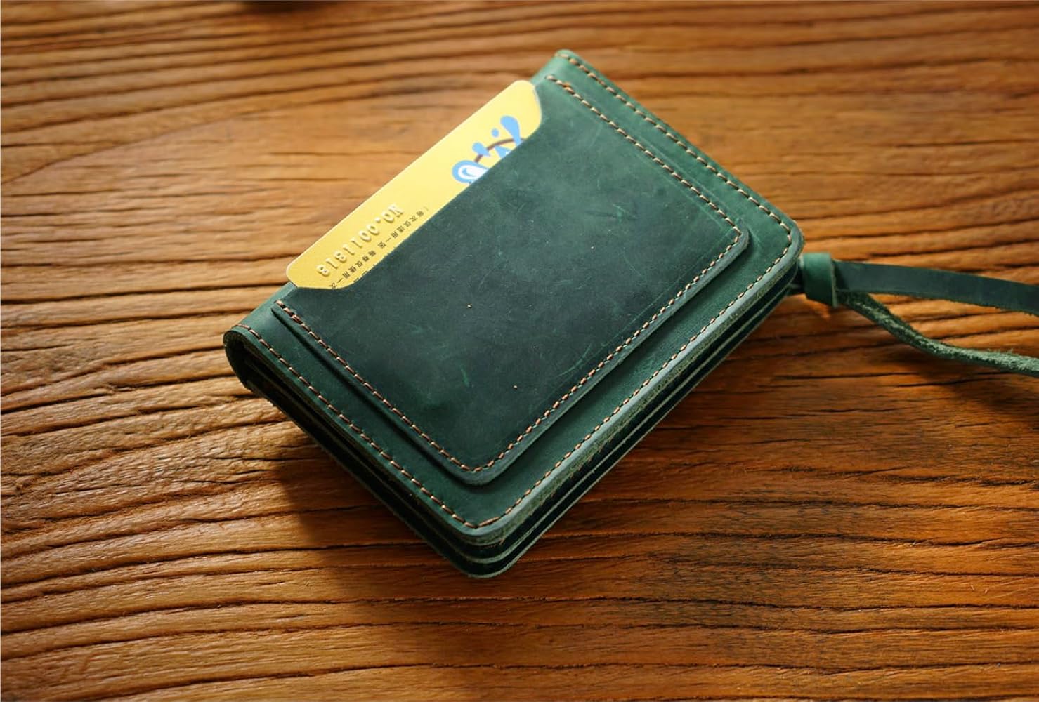 Amazon | 牛革 ミドルトラッカー レザー ウォレット (グリーン) | 財布