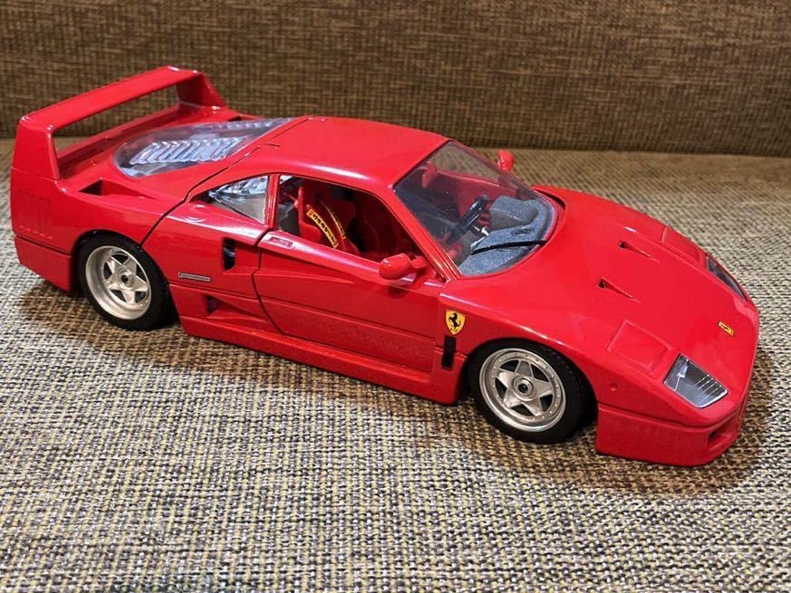 Amazon | 1/18 フェラーリF40 FERRARI F40ダイキャストミニカー