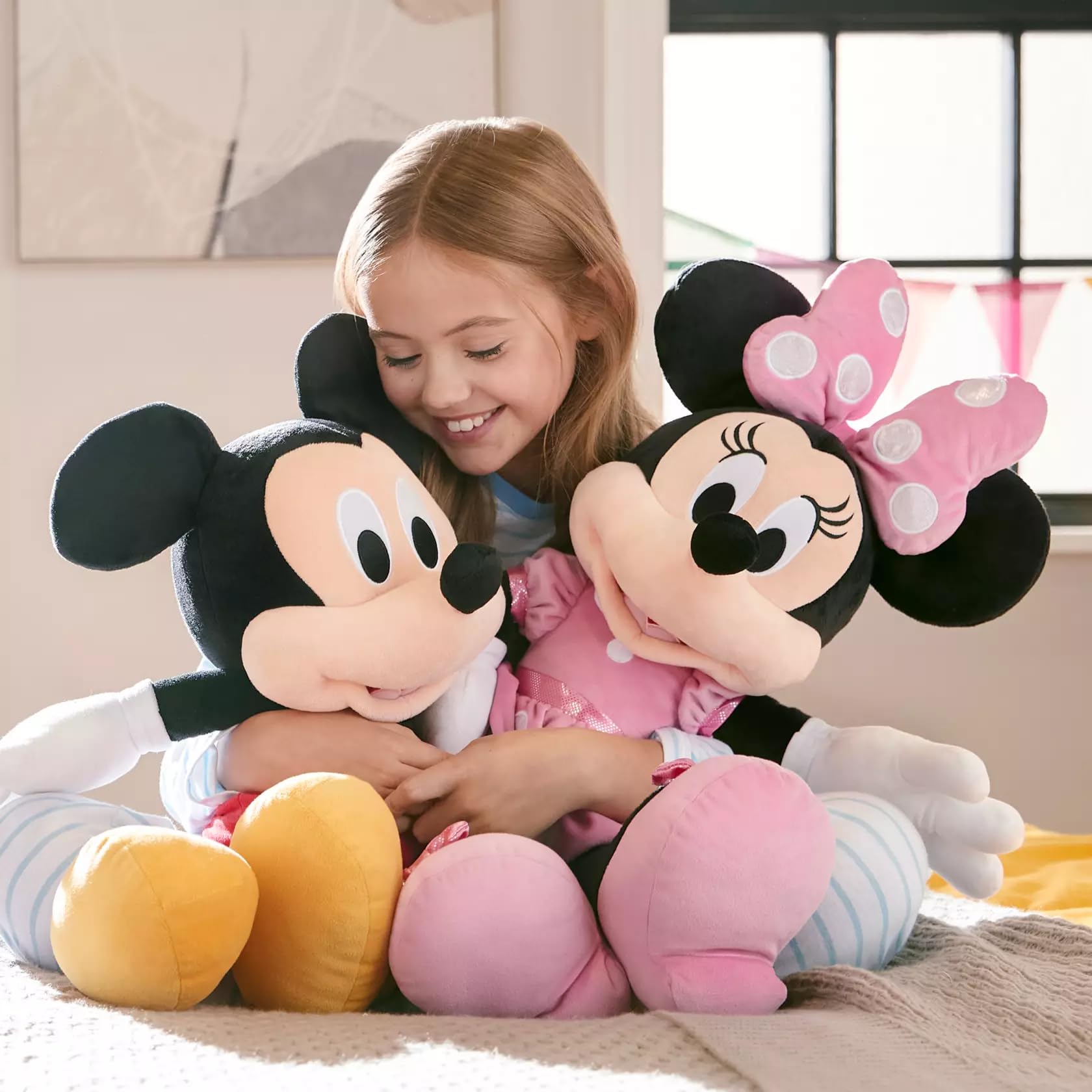 Amazon.co.jp: DisneyStore Disney ディズニー Minnie Mouse Plush